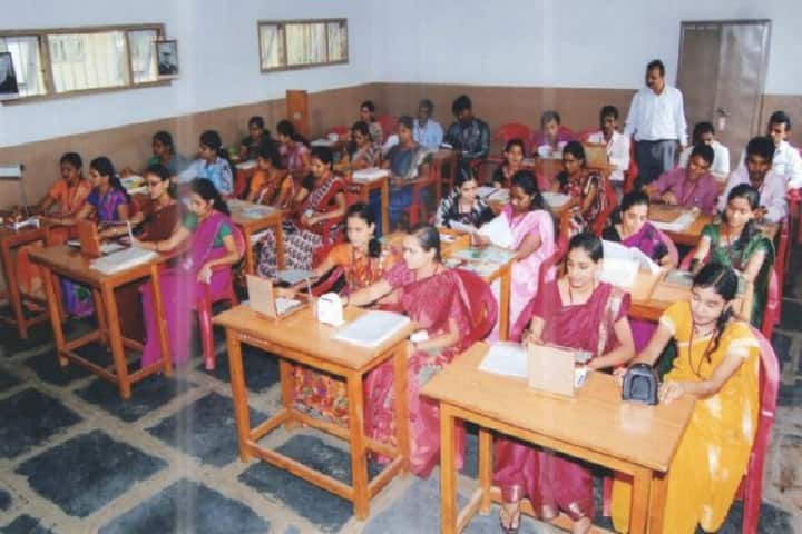 KLE Society's College of Education, Nipani campus photo 4