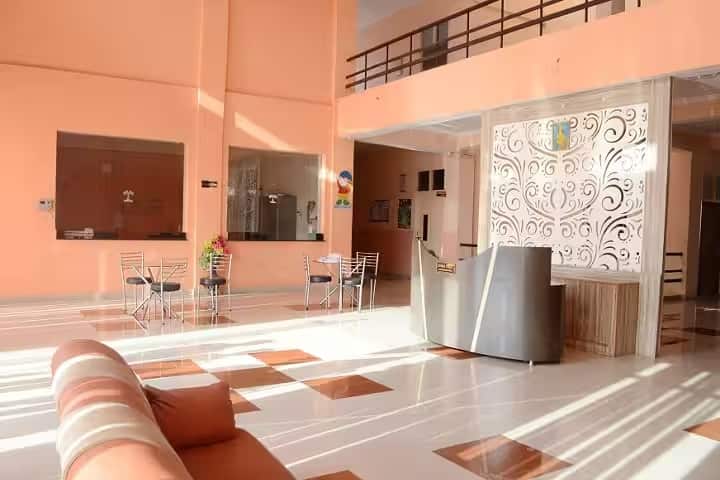 Yashraj Institute of Education, Lucknow campus photo 2
