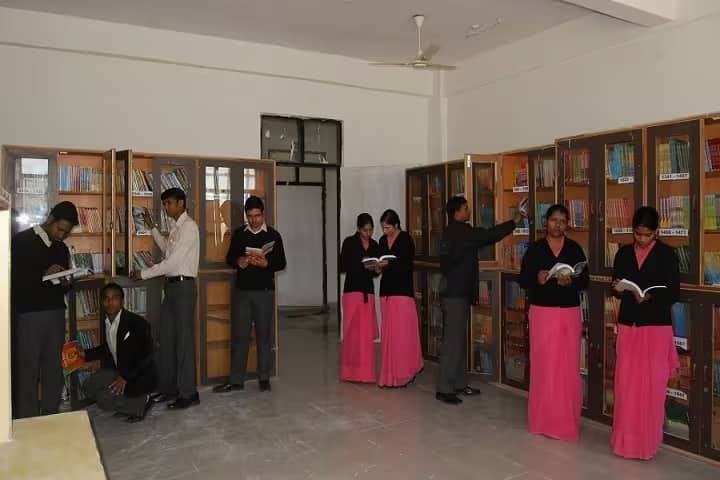 Yashraj Institute of Education, Lucknow campus photo 3
