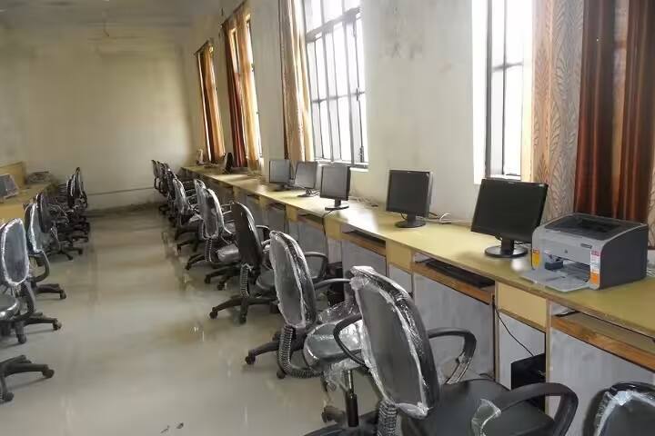Yashraj Institute of Education, Lucknow campus photo 4