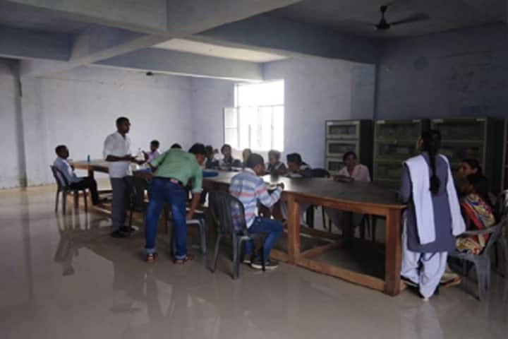 Israji Devi Shikshan Sansthan, Allahabad campus photo 3