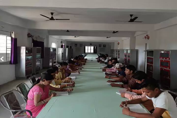Rajmuni Devi B Ed College, Manjurahi campus photo 6