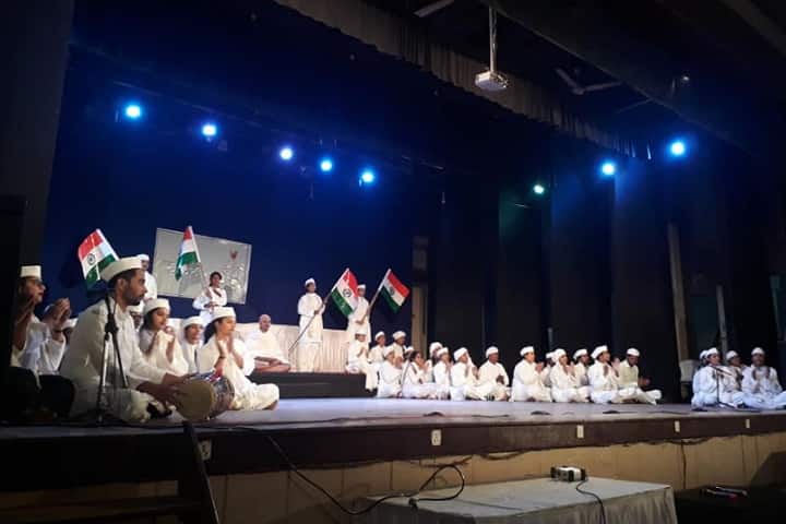 VT Choksi Sarvajanik College of Education, Surat campus photo 3