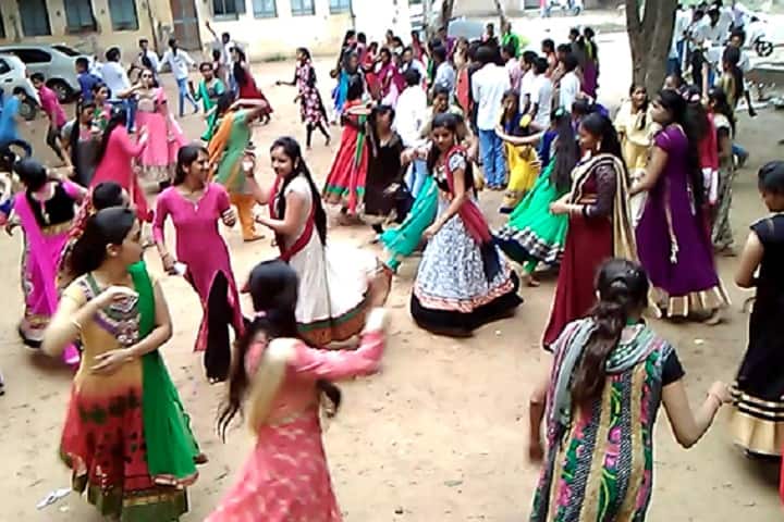 Smt Ullasben Gordhandas College of Education, Ahmedabad campus photo 3