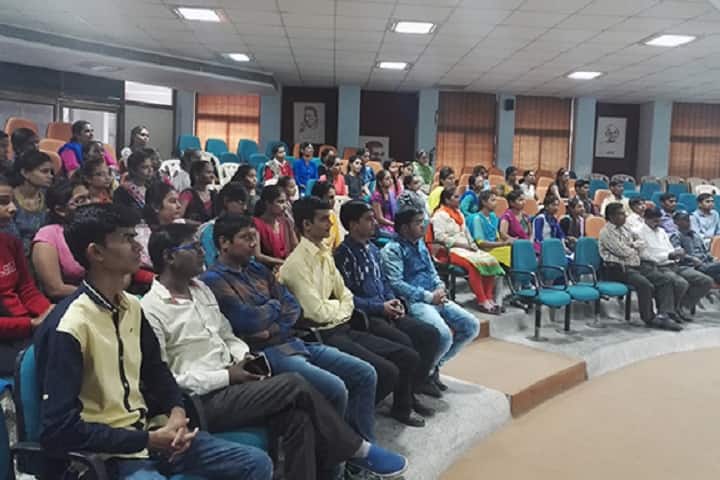 Smt Ullasben Gordhandas College of Education, Ahmedabad campus photo 6