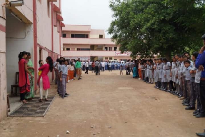 The Sandipani Shikshan Mahavidhyalaya, Ahmedabad campus photo 2
