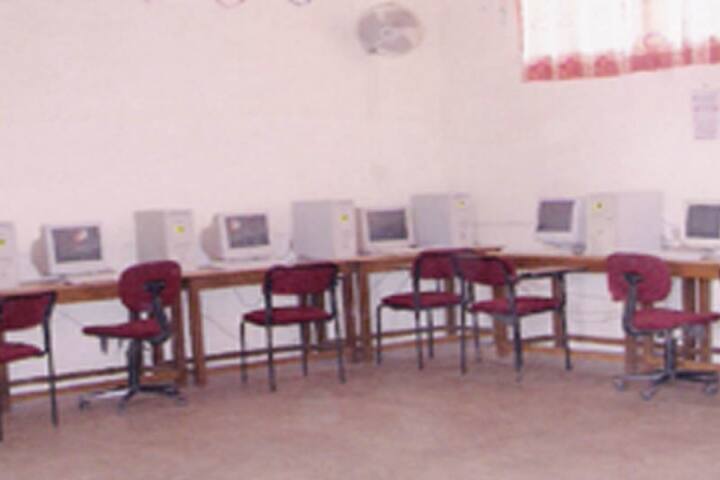 Sri Taralabalu Jagadguru College of Education, Hirekerur campus photo 3
