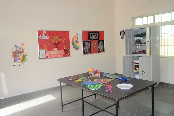 Shri Radha Vallabh College of Education, Gwalior campus photo 2