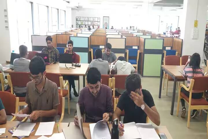 Vidhyadeep Institute of Science, Surat campus photo 6