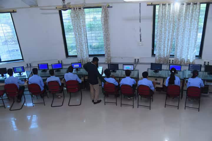 Matoshri Institute of Technology, Dhanore campus photo 5