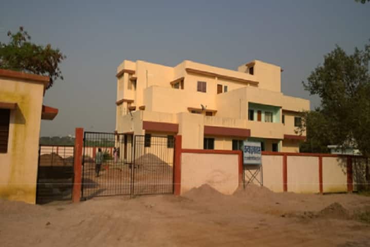 Uday Prasad Uday Government Polytechnic, Durg campus photo 5