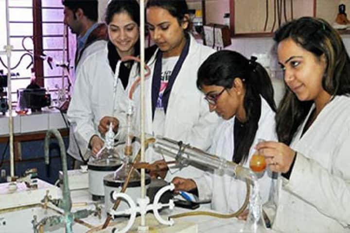 Wisdom College of Pharmacy, Lucknow campus photo 3