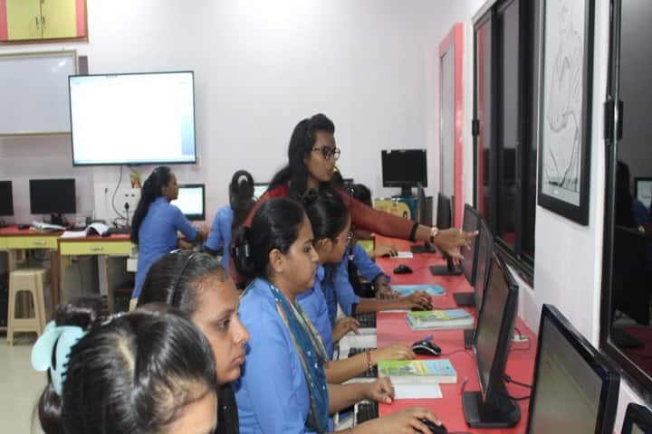 Navyug B Ed College, Morbi campus photo 4