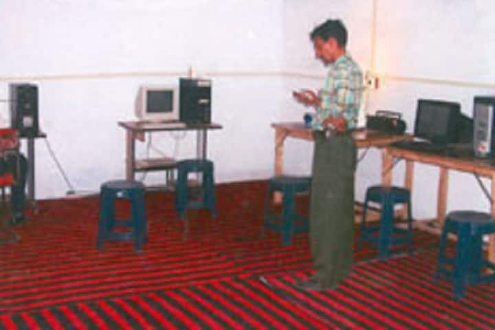 Suraj Singh Memorial College, Etah campus photo 4