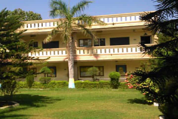 Smt SA Patel B Ed College, Mehsana campus photo 2