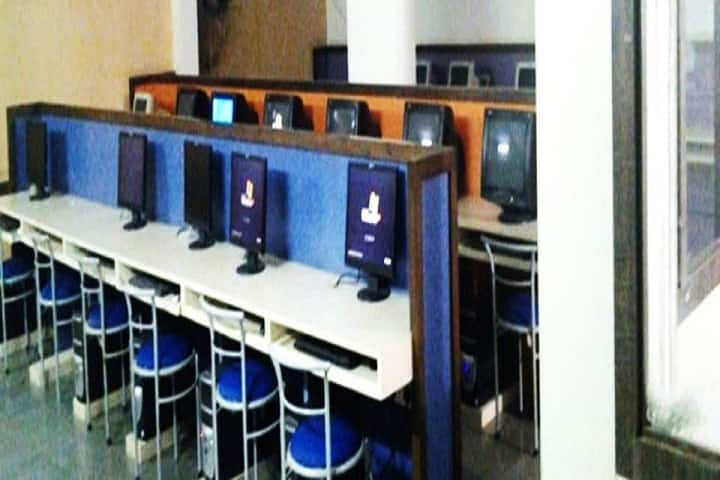 Shivpari Devi Teacher's Training College, Patna campus photo 2