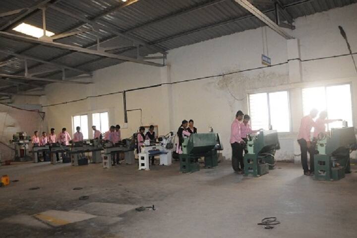 Hon Shri Babanrao Pachpute Vichardhara Trust's Group of Institutions, Shrigonda campus photo 5