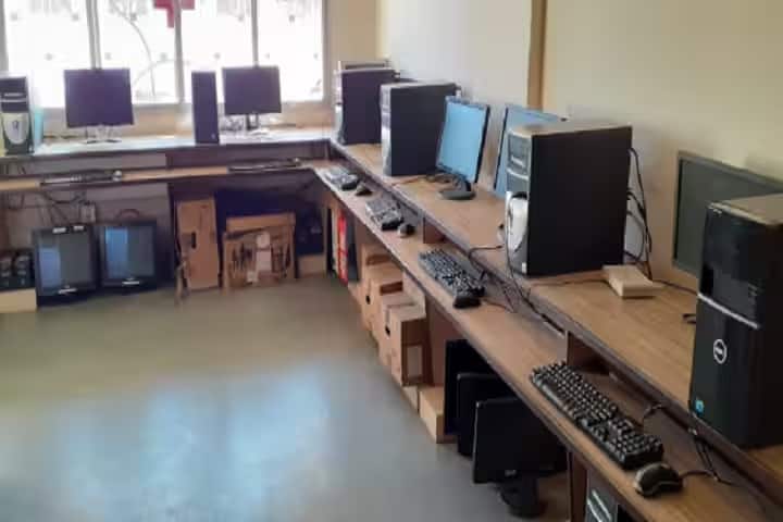 Shree PM Patel College of Education, Anand campus photo 3