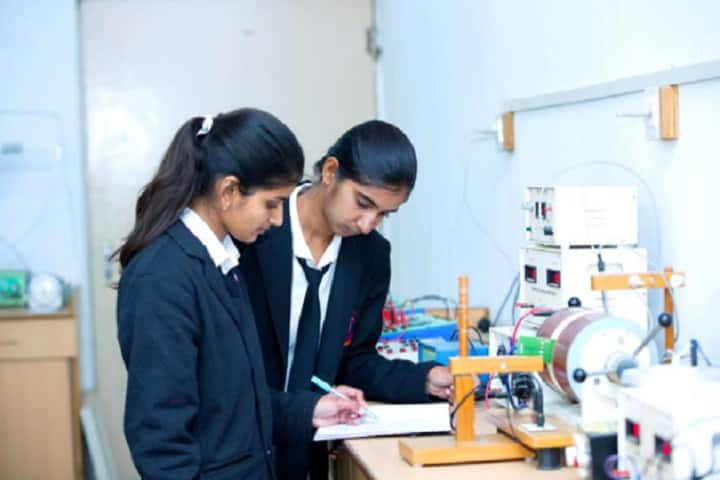 Ramadevi Mahila Shikshan Sansthan, Jhunjhunu campus photo 6