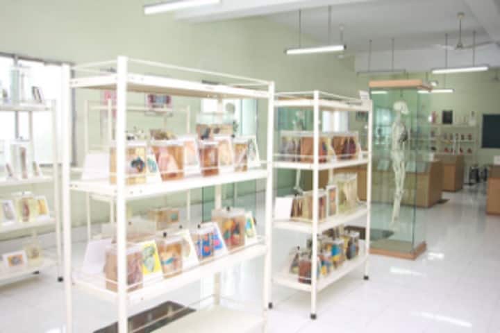 KPC Medical College and Hospital, Jadavpur campus photo 4