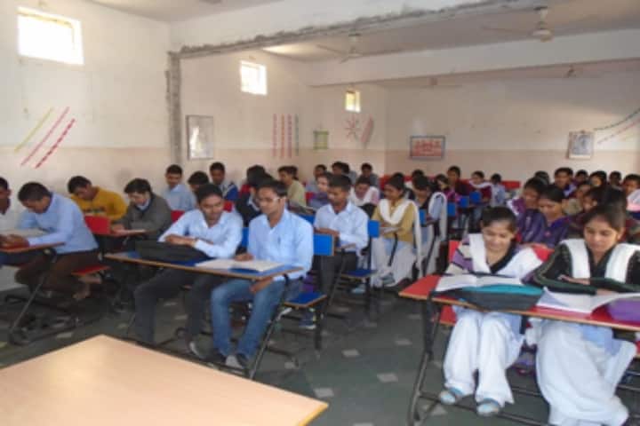 Sheetla Shiksha Mahavidyalaya, Gwalior campus photo 2
