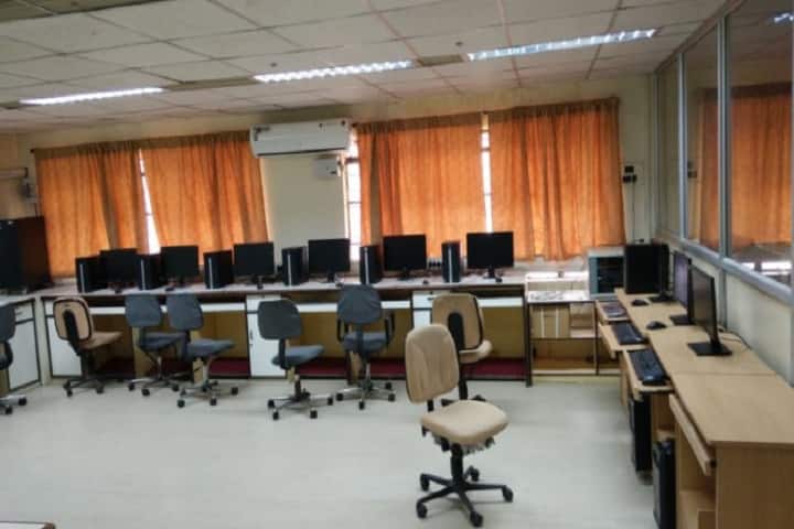 HKE Society's SLN College of Engineering, Raichur campus photo 3