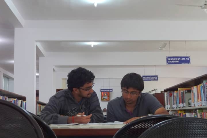 RNSIT Bangalore campus photo 5