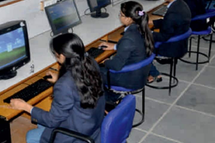 Rehbar Institute of Education, Bhawanigarh campus photo 2