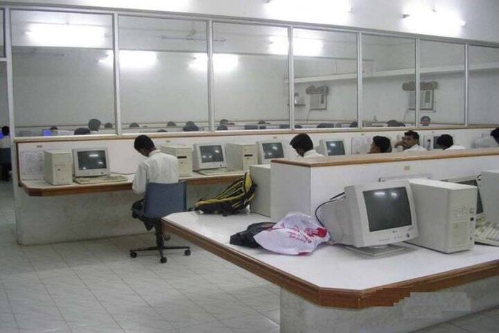 Post Graduate Department of Computer Science and Technology, Shree Hanuman Vyayam Prasark Mandal, Amravati campus photo 3