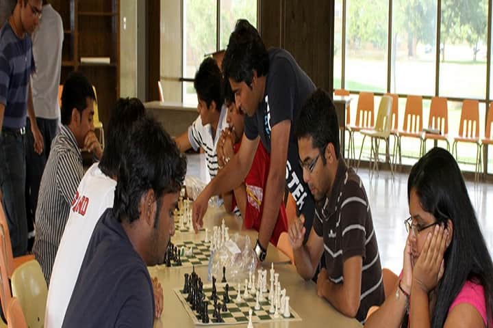 Vaishno Institute of Education and Technology, Meerut campus photo 2