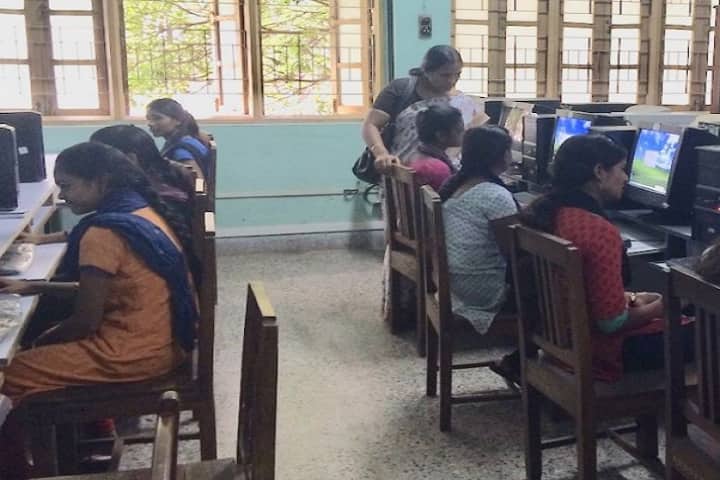 SNDT College of Education, Pune campus photo 2