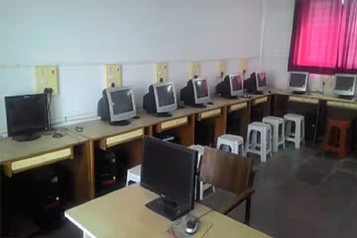 New College of Education, Bhor campus photo 3