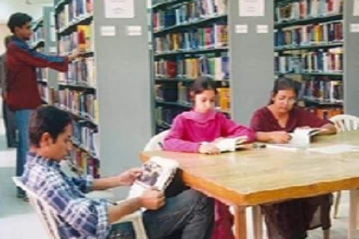 Parsandi Devi College of Management and Technology, Greater Noida campus photo 2