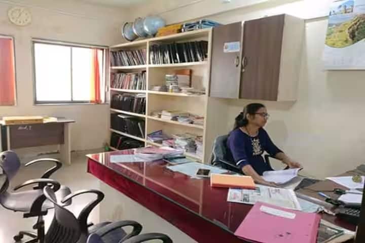 Snehavardhak Mandal Shaikshanik Trust College of Education, Talegaon Dabhade campus photo 2