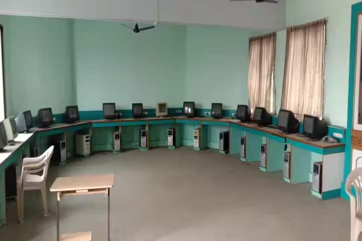Subhashanna Kul College of Education, Pune campus photo 4
