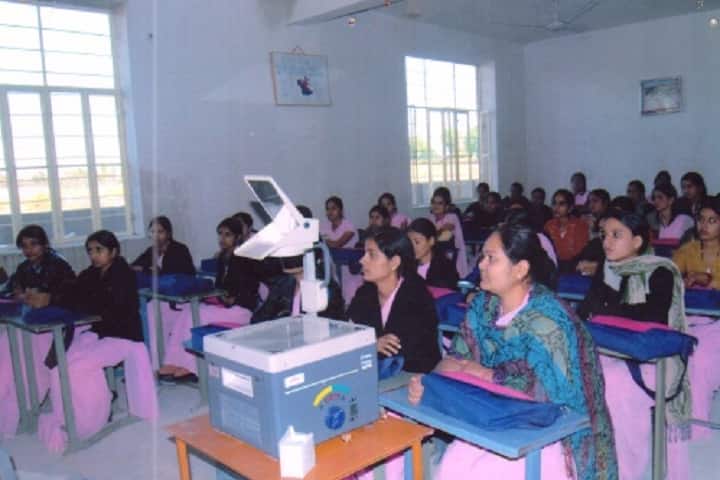 Meera Keshav Mahila B Ed College, Jaipur campus photo 3