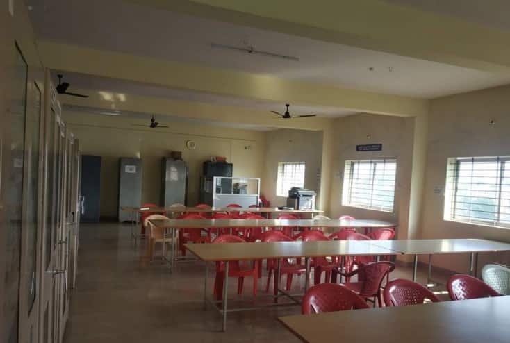 VH Marad M Ed College and Rural B Ed College, Dharwad campus photo 6
