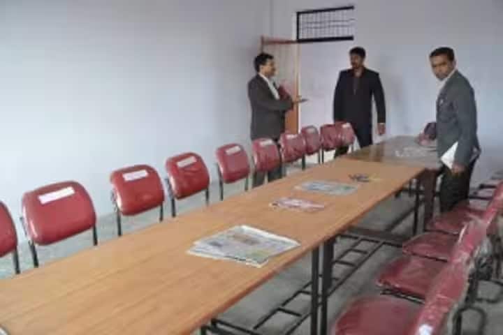 Maniram Verma Educational Institute, Faizabad campus photo 2
