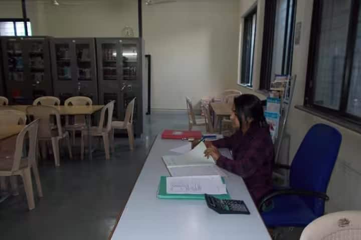 Shri BA Dangar Homoeopathic Medical College and Hospital, Rajkot campus photo 2