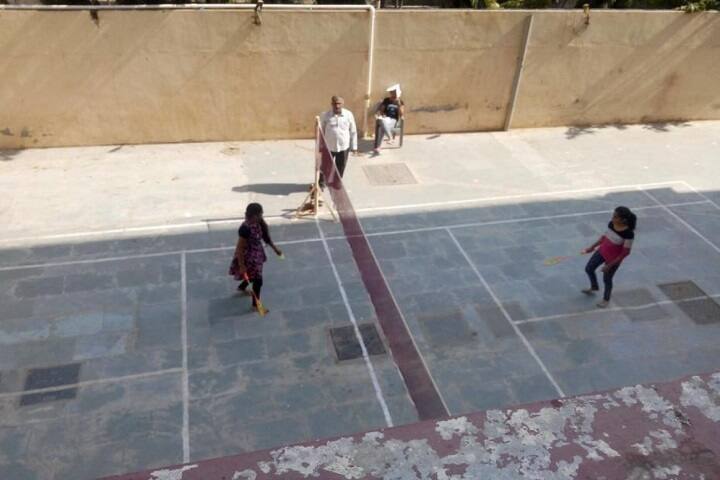 Shree Mahalaxmiji Mahila Homoeopathic Medical College, Vadodara campus photo 3