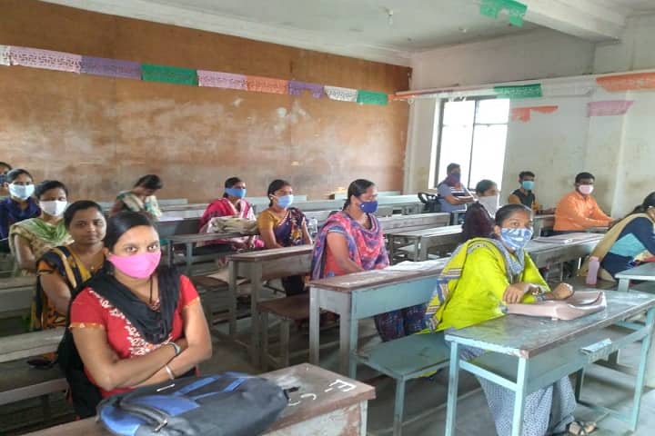 Sree Siddalingeshwara Vidyapeeth Trusts College of Education, Ingaleshwar campus photo 3