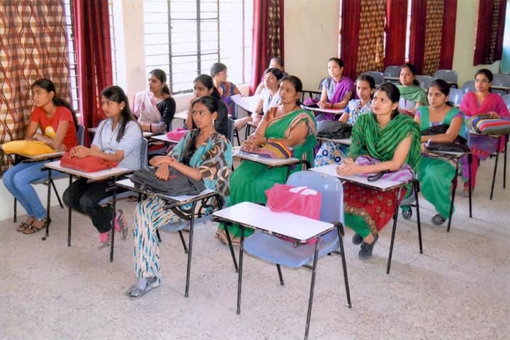 Navjeevan Law College, Nashik campus photo 3