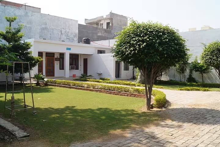 Shri Ramchandra Vaidya Ayurvedic Medical College and Hospital, Lucknow campus photo 6