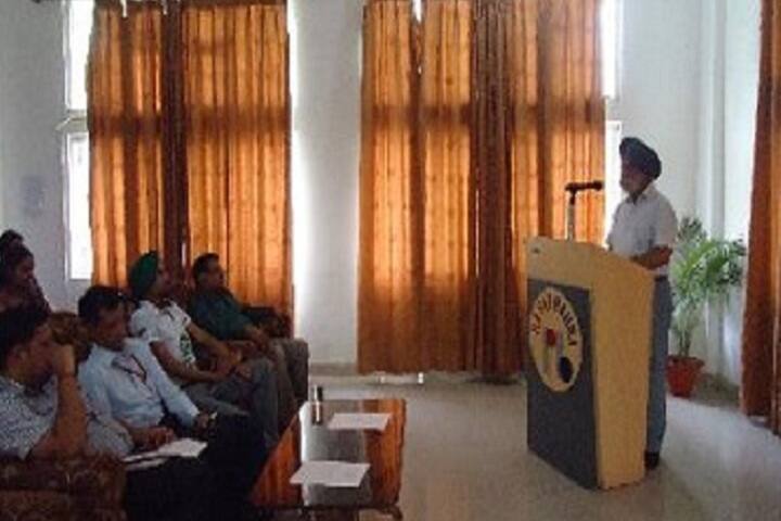 Rayat Bahra College of Law, Hoshiarpur campus photo 3