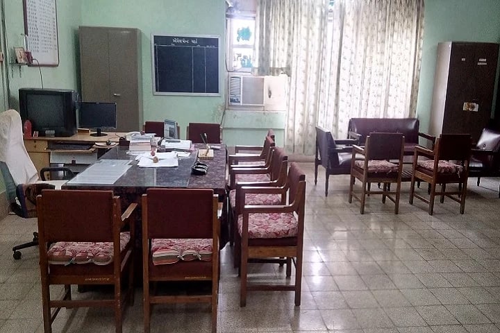 Shree Gulabkunverba Ayurved Mahavidyalaya, Jamnagar campus photo 4
