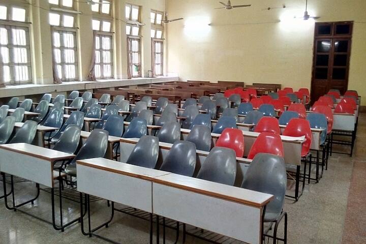 Shree Gulabkunverba Ayurved Mahavidyalaya, Jamnagar campus photo 6