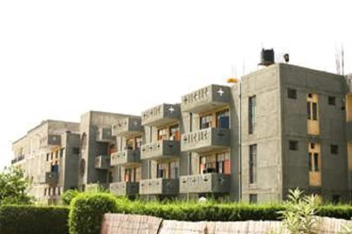 ITS Institute of Health and Allied Sciences, Ghaziabad campus photo 3