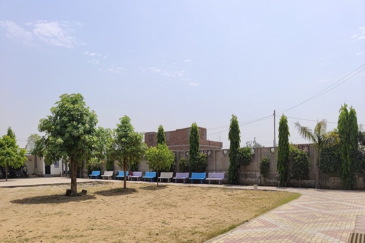 SKD TT Mahila College, Dausa campus photo 5