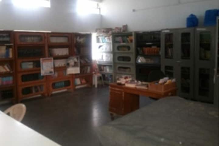 PSPMs Mahila Homoeopathic Medical College, Majarewadi campus photo 2