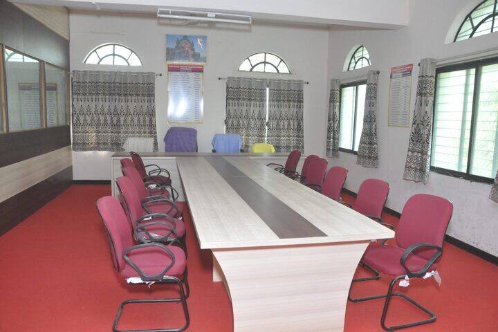 MSP Mandal's Swatantrya Senani Ramrao Awargaonkar Law College, Beed campus photo 6